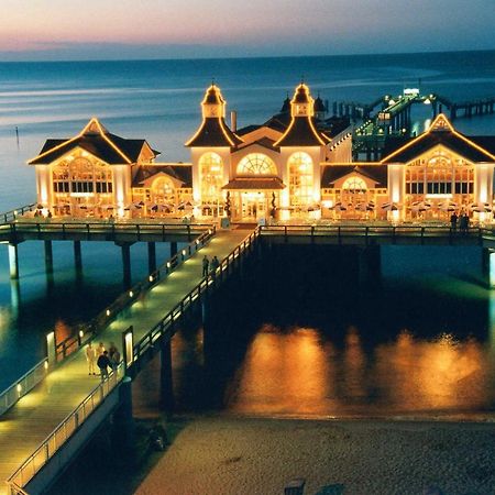Fewo mit Balkon und Strandkorb  Sellin  Exterior foto